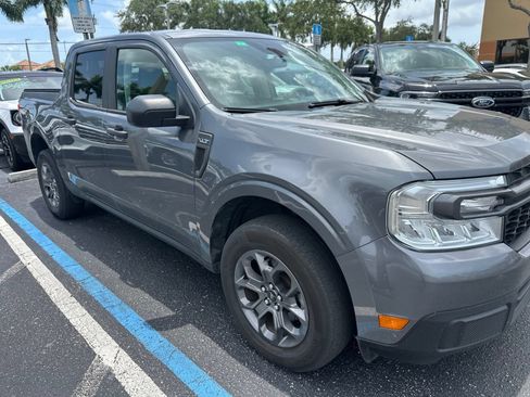 Certified 2023 Ford Maverick XLT FWD image 1