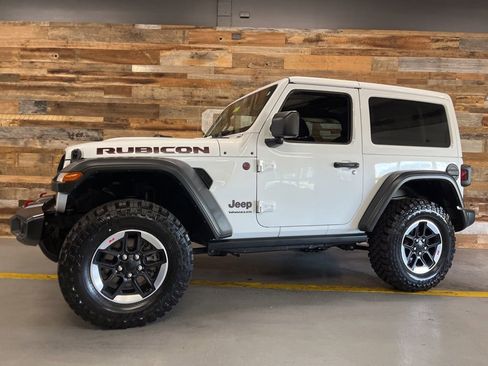 Used 2022 Jeep Wrangler Rubicon w/ Cold Weather Group AWD/4WD image 19