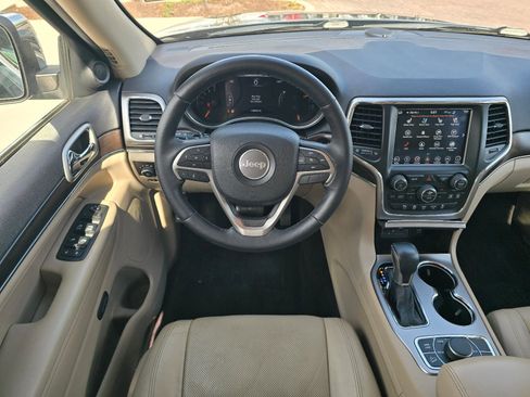 Used 2018 Jeep Grand Cherokee Limited w/ Luxury Group II image 14