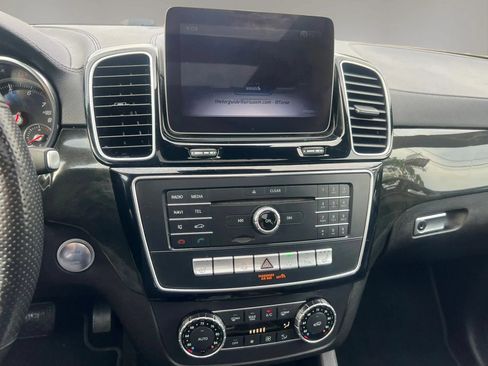 Used 2018 Mercedes-Benz GLS 450 4MATIC image 24