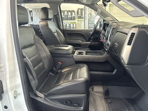 Certified 2019 GMC Sierra 2500 Denali image 29