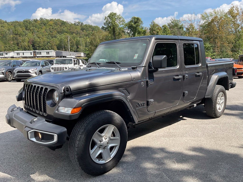 Used 2022 Jeep Gladiator Sport AWD/4WD image 3