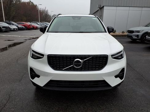 New 2026 Volvo XC40 B5 Ultra w/ Protection Package Premier image 10
