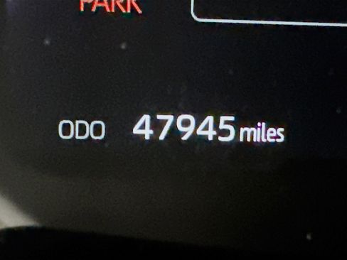 Used 2024 Toyota Tundra Limited w/ TRD Off-Road Package image 19