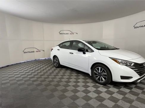 Certified 2025 Nissan Versa SV w/ Trunk Package image 2