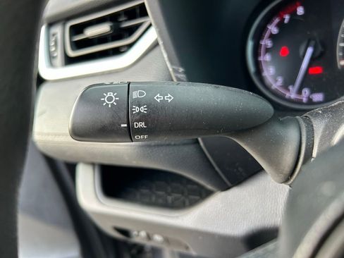 Used 2023 Toyota RAV4 LE FWD image 20