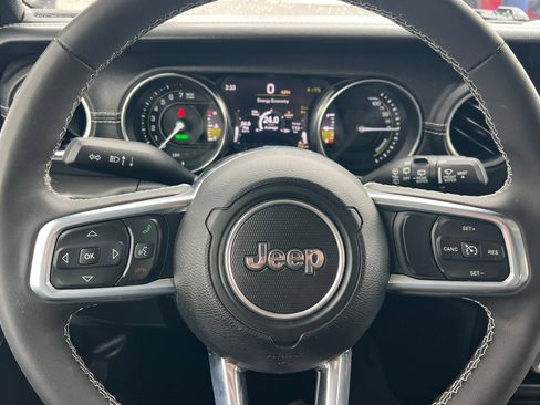 Used 2023 Jeep Wrangler Unlimited Sahara w/ Cold Weather Group AWD/4WD image 20