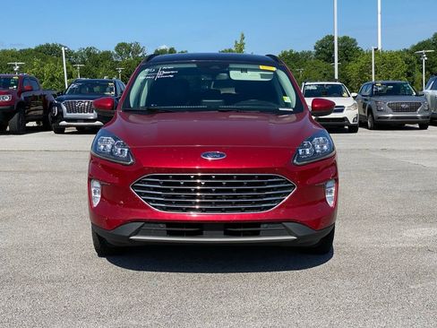 Used 2021 Ford Escape Titanium w/ Titanium Premium Package FWD image 2