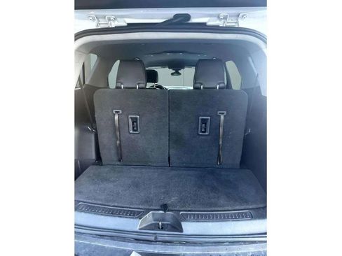 Used 2019 GMC Acadia SLT image 31