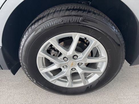 Used 2024 Chevrolet Equinox LT AWD/4WD image 17