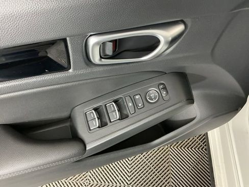 Used 2023 Honda Civic EX-L image 13