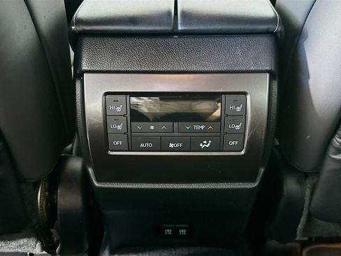Used 2022 Lexus GX 460 w/ Black Line Special Edition AWD/4WD image 22