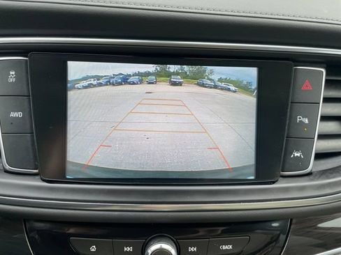 Used 2019 Buick Enclave Premium AWD/4WD image 14