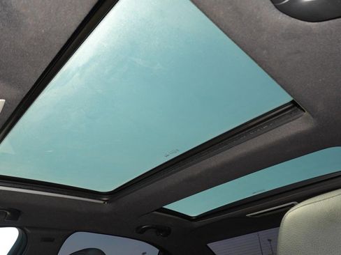 Used 2010 Mercedes-Benz C 350 Sport image 15