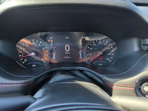 Used 2024 Jeep Compass Trailhawk AWD/4WD image 30