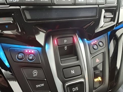 Used 2022 Honda Odyssey Elite image 32