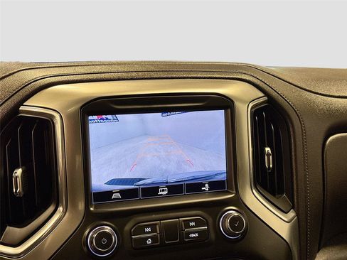 Used 2022 Chevrolet Silverado 1500 LT Trail Boss w/ LT Trail Boss Premium Package AWD/4WD image 13
