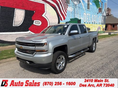 Used 2018 Chevrolet Silverado 1500 Custom w/ Custom Value Package image 1