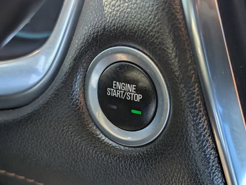 Used 2018 Chevrolet Traverse LS FWD image 24
