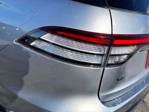 Used 2023 Lincoln Aviator Reserve image 29