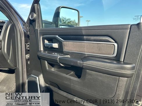 Used 2023 RAM 2500 Laramie AWD/4WD image 15