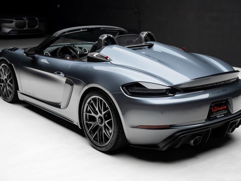 Used 2024 Porsche 718 Boxster Spyder RS RWD image 32