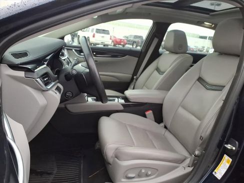 Used 2016 Cadillac XTS Luxury w/ Driver Awareness Package image 11