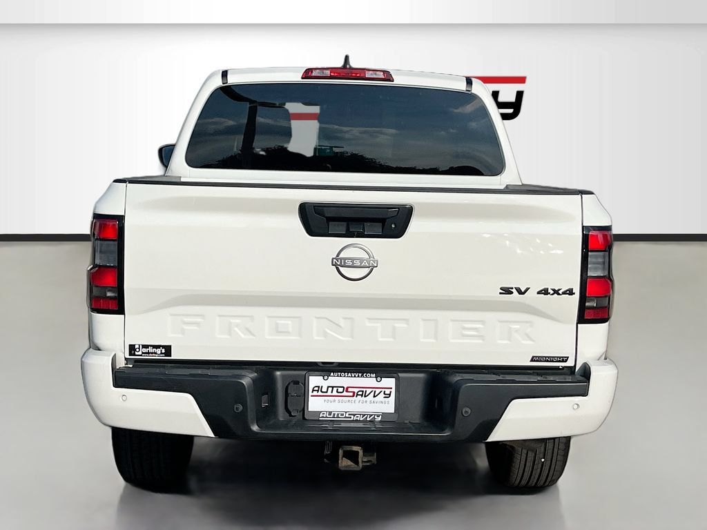 Used 2023 Nissan Frontier SV w/ Midnight Edition Package AWD/4WD image 6