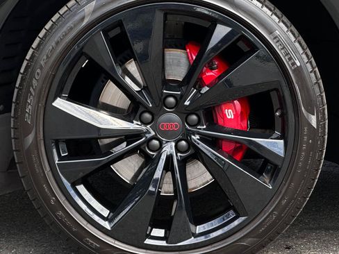 Used 2021 Audi SQ5 Prestige w/ Prestige Package AWD/4WD image 15