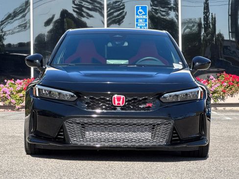 Used 2024 Honda Civic Type R image 9
