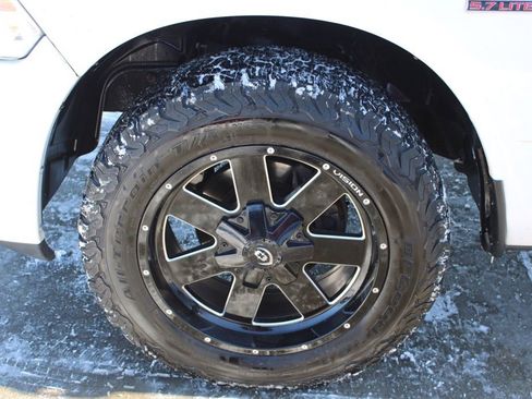 Used 2014 RAM 1500 Express image 12