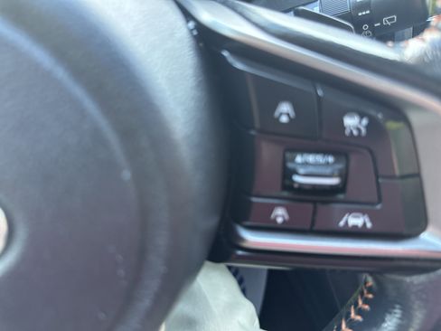 Used 2018 Subaru Crosstrek 2.0i Premium AWD/4WD image 26