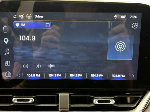 Used 2025 Chevrolet Equinox LT AWD/4WD image 57