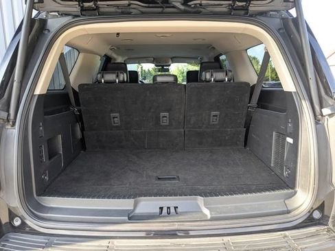 Used 2024 Ford Expedition Max XLT AWD/4WD image 5