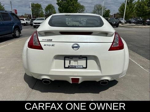 Used 2016 Nissan 370Z Coupe RWD image 7
