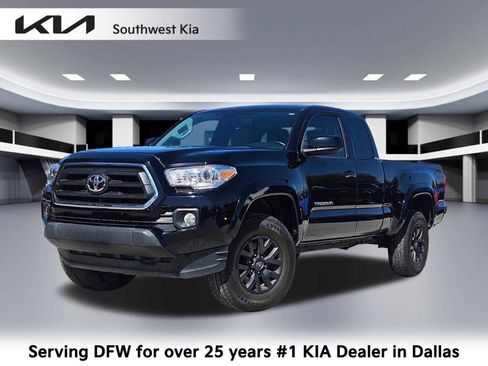Used 2022 Toyota Tacoma SR5 w/ SR5 Appearance Package (SM) image 1