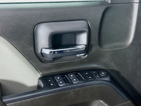 Used 2019 Chevrolet Silverado 1500 Custom w/ Custom Convenience Package RWD image 22