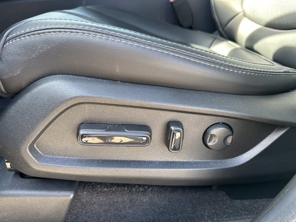 Used 2025 Honda Pilot EX-L image 18