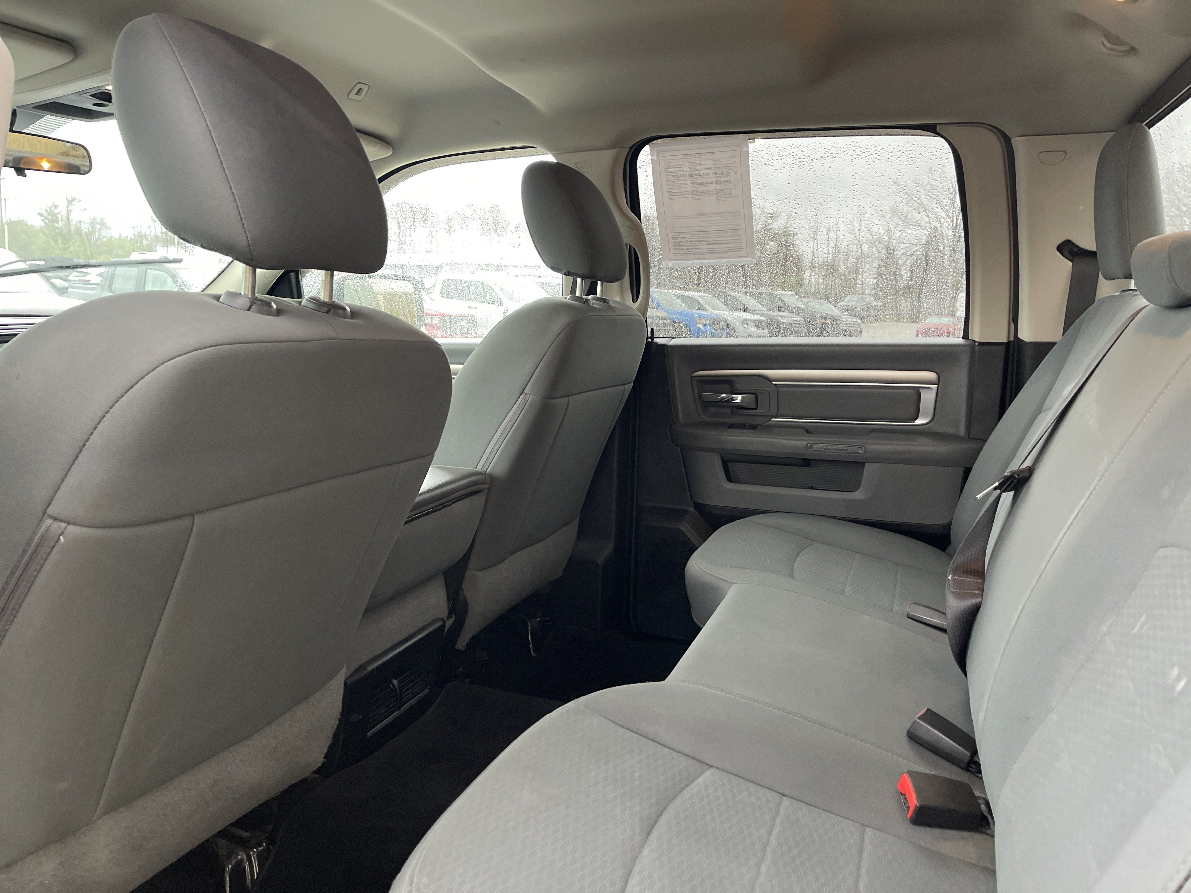 Used 2018 RAM 1500 Classic SLT AWD/4WD image 10