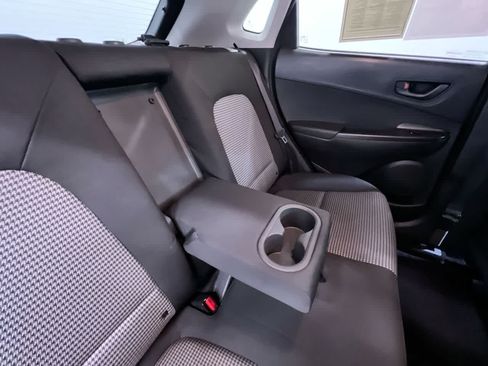 Used 2019 Hyundai Kona SEL AWD/4WD image 40