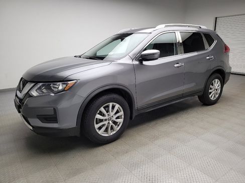 Used 2019 Nissan Rogue SV AWD/4WD image 2