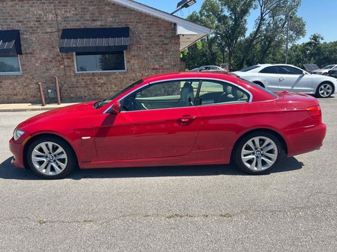 Used 2013 BMW 328i Convertible RWD image 10