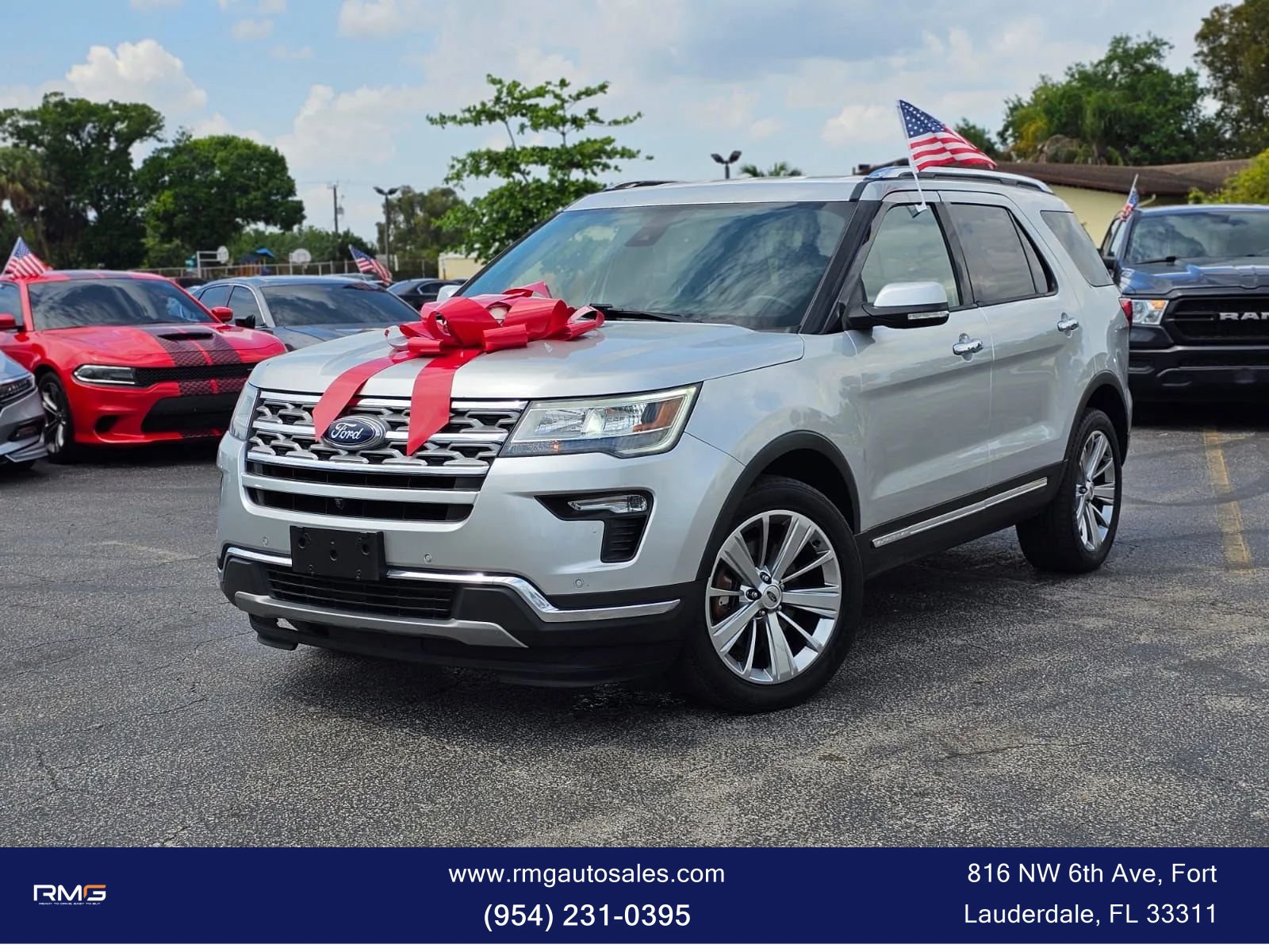 Used 2019 Ford Explorer Limited w/ Ford Safe & Smart Package AWD/4WD image 3