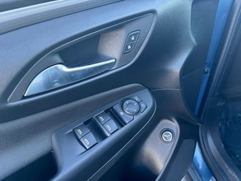 Certified 2024 Buick Envista Avenir image 12