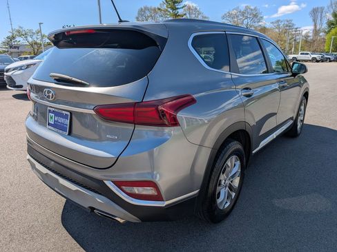 Used 2019 Hyundai Santa Fe SE AWD/4WD image 5