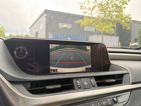 Used 2020 Lexus ES 350 F Sport w/ Accessory Package FWD image 21