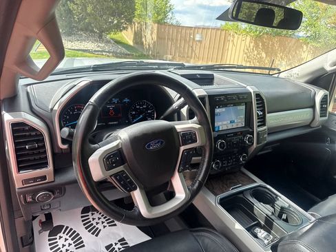 Used 2019 Ford F250 Lariat w/ Tow Technology Bundle AWD/4WD image 12