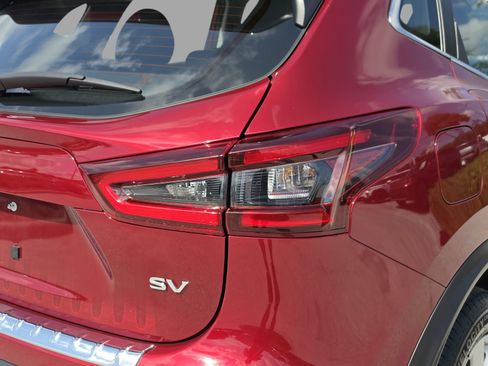 Used 2022 Nissan Rogue Sport SV w/ Technology Package FWD image 37