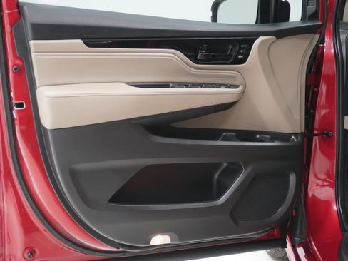 Used 2023 Honda Odyssey Elite image 15