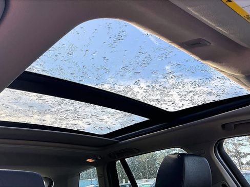 Used 2017 BMW X3 sDrive28i image 12